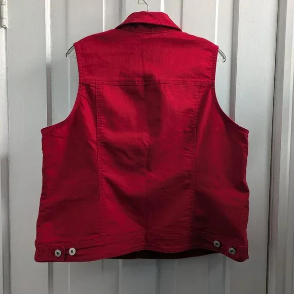 Red Vest - Picture 3 of 4